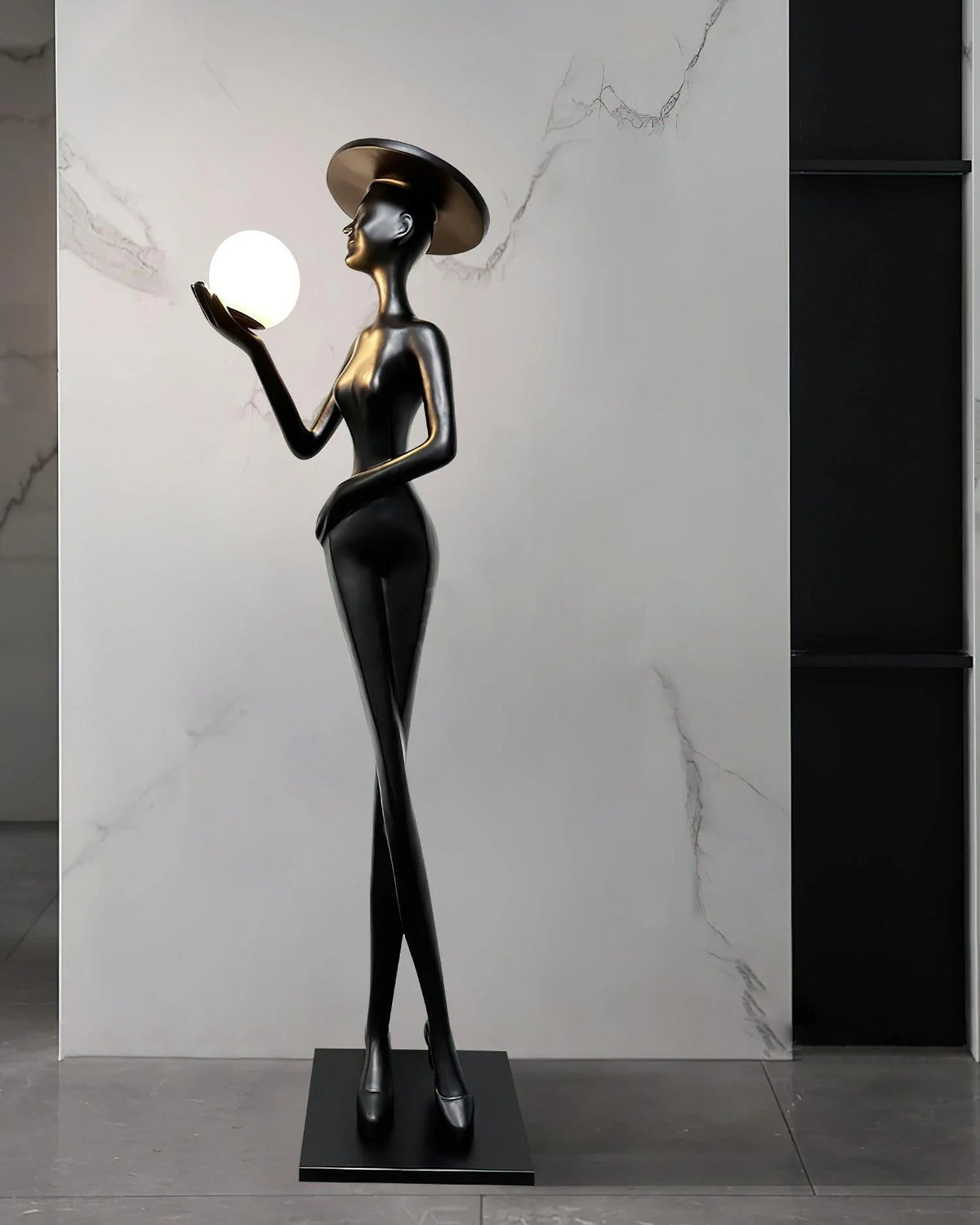 Lexa_Sculpture_Floor_Lamp_4