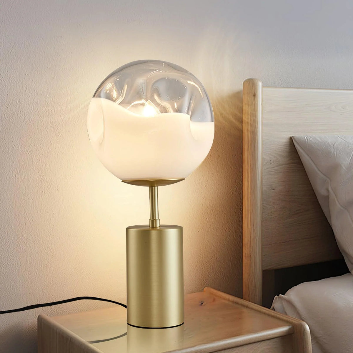 Light Luxury Bedside Table Lamp 18