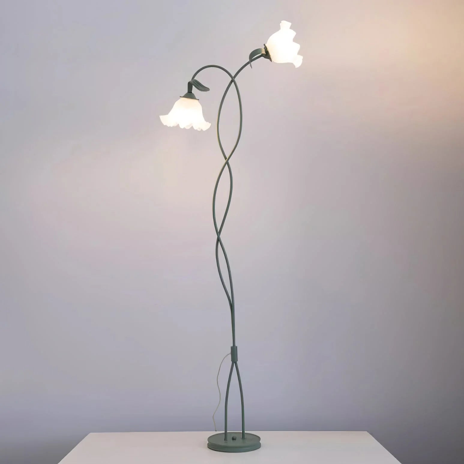 Lily_Floral_Floor_Lamp 13