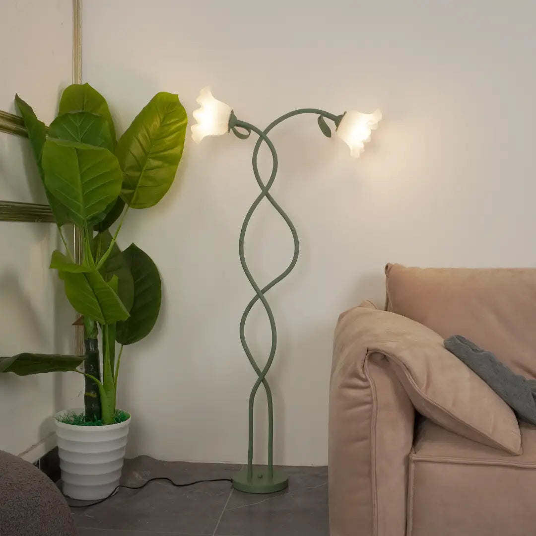 Lily_Floral_Floor_Lamp_A1