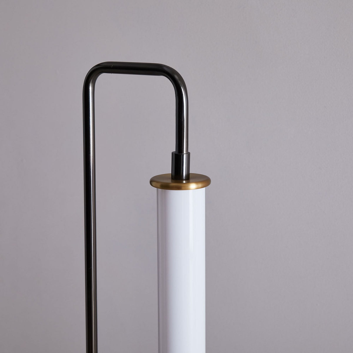 Linear Metal Floor Lamp 10