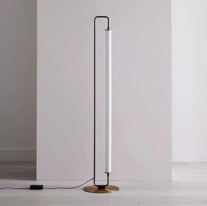 Linear Metal Floor Lamp 9