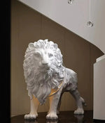 Lion_Sculpture_Floor_Lamp_5