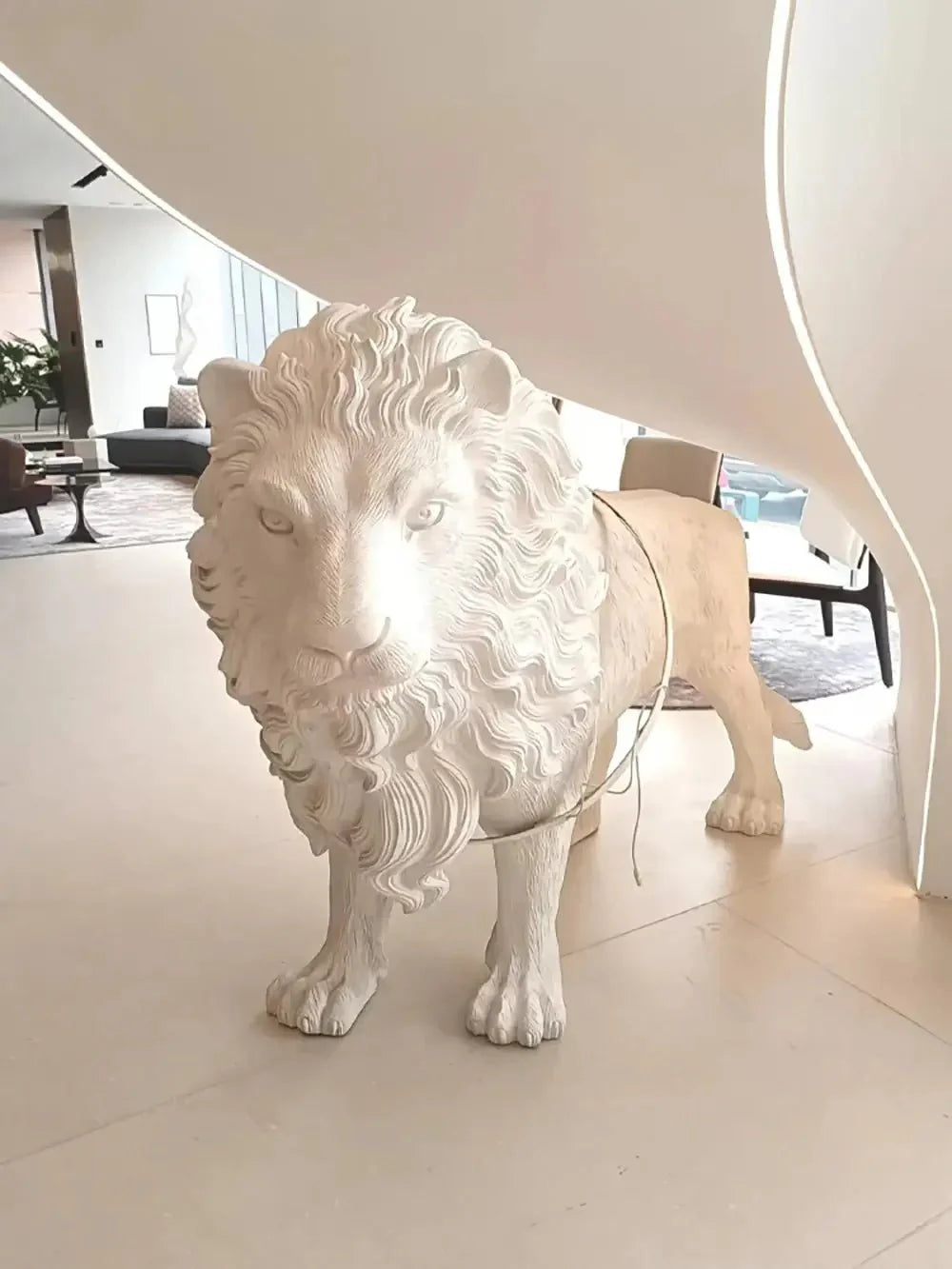 Lion_Sculpture_Floor_Lamp_6