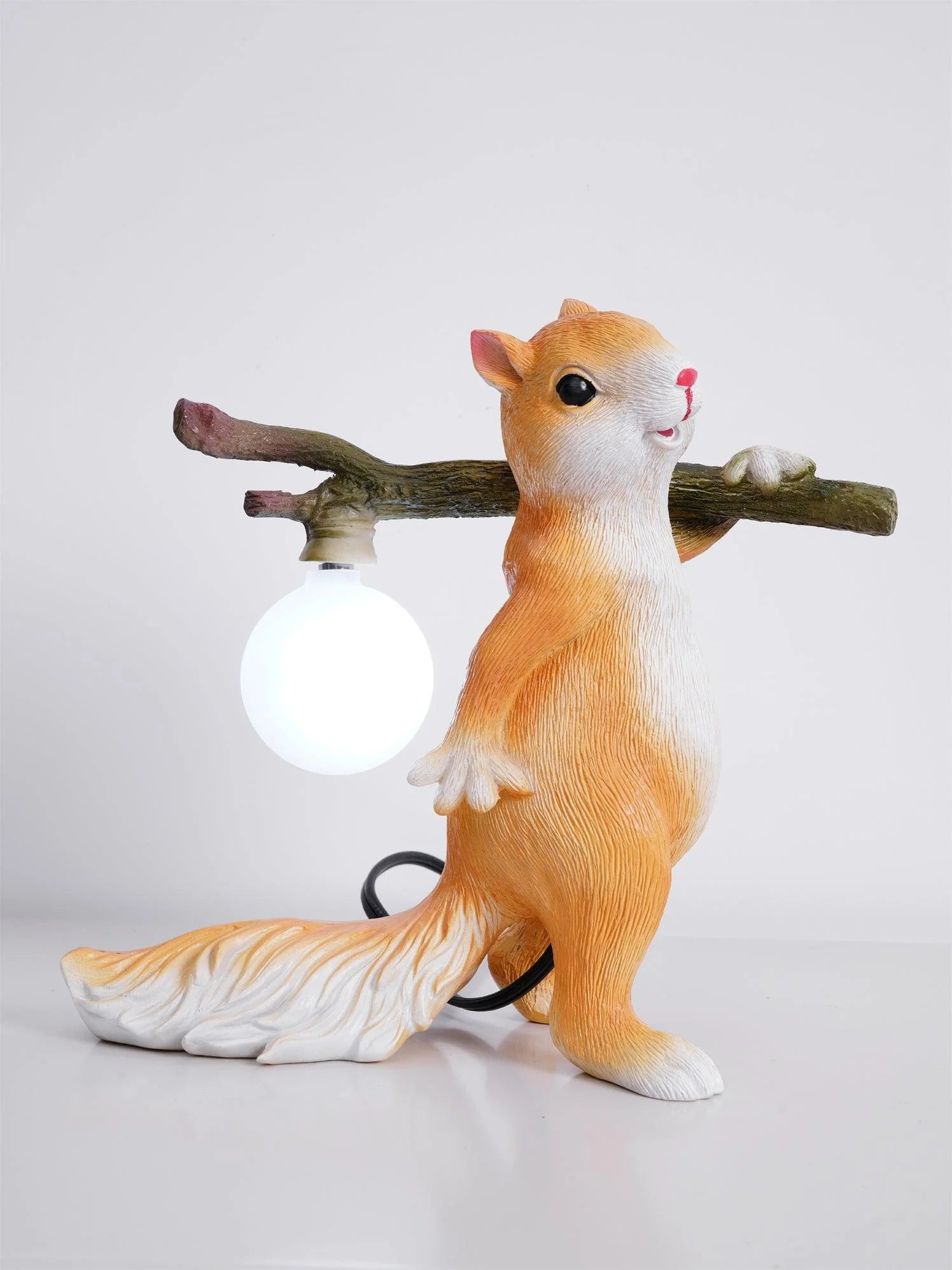 Little Squirrel Table Lamp-11