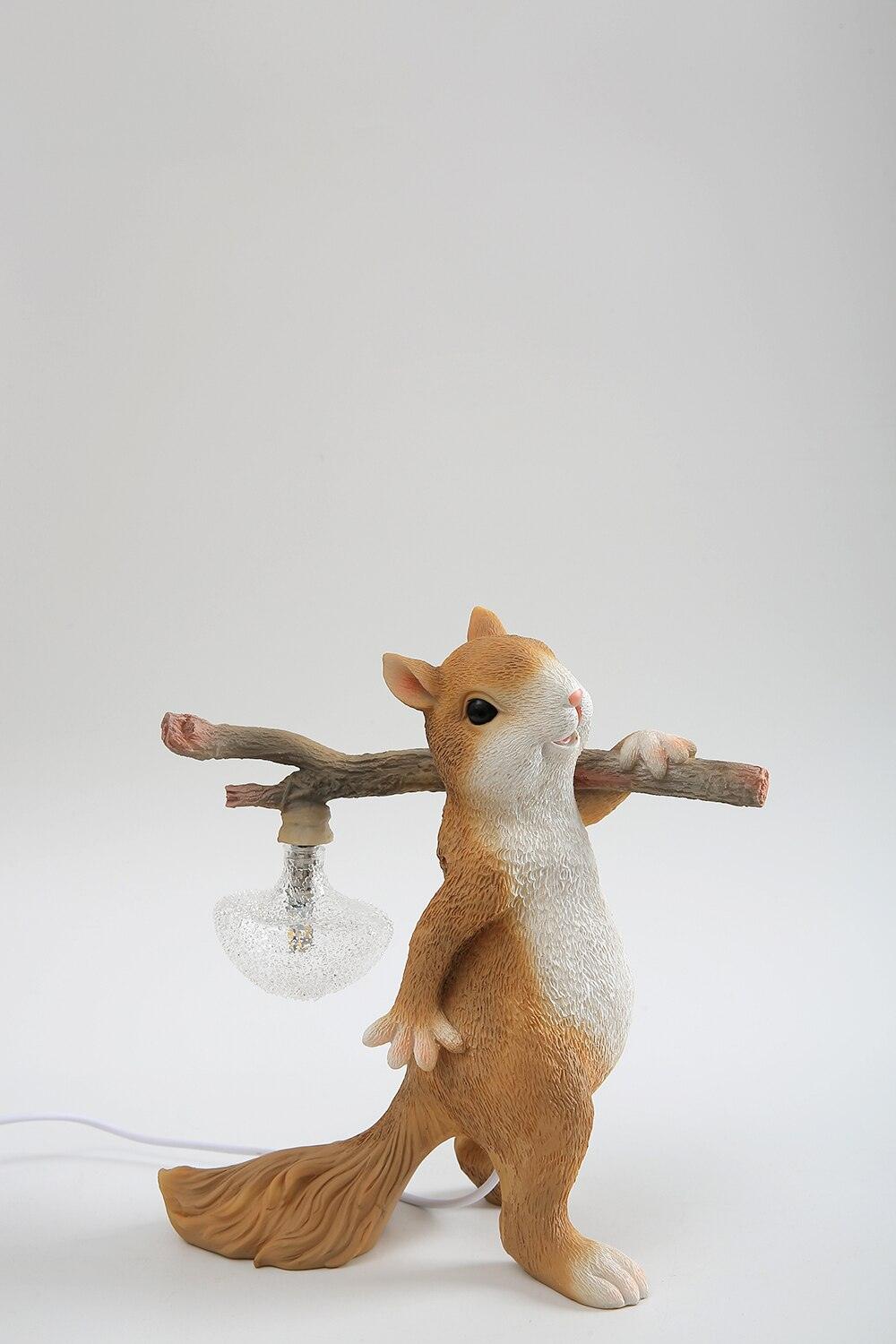 Little Squirrel Table Lamp-20