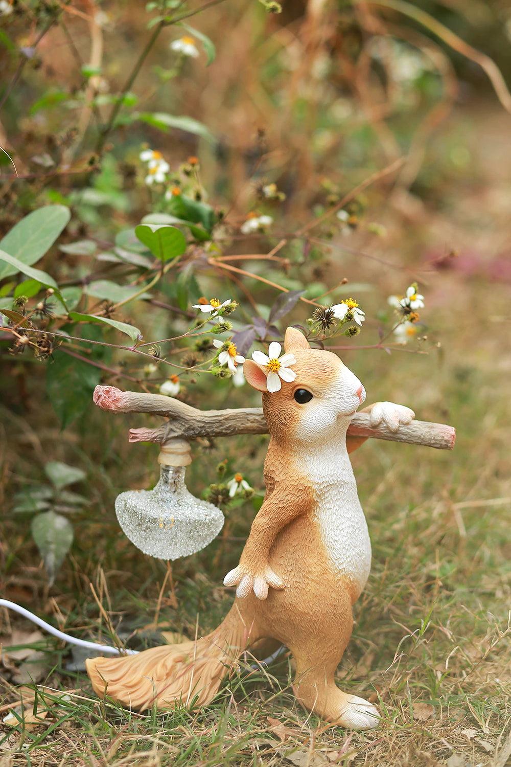 Little Squirrel Table Lamp-9