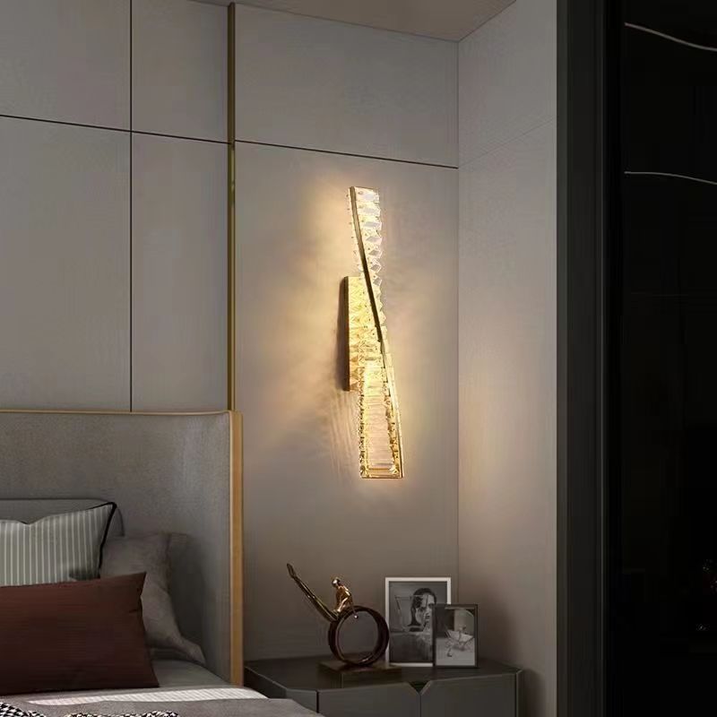 Long_Strip_Crystal_Wall_Lamp_2