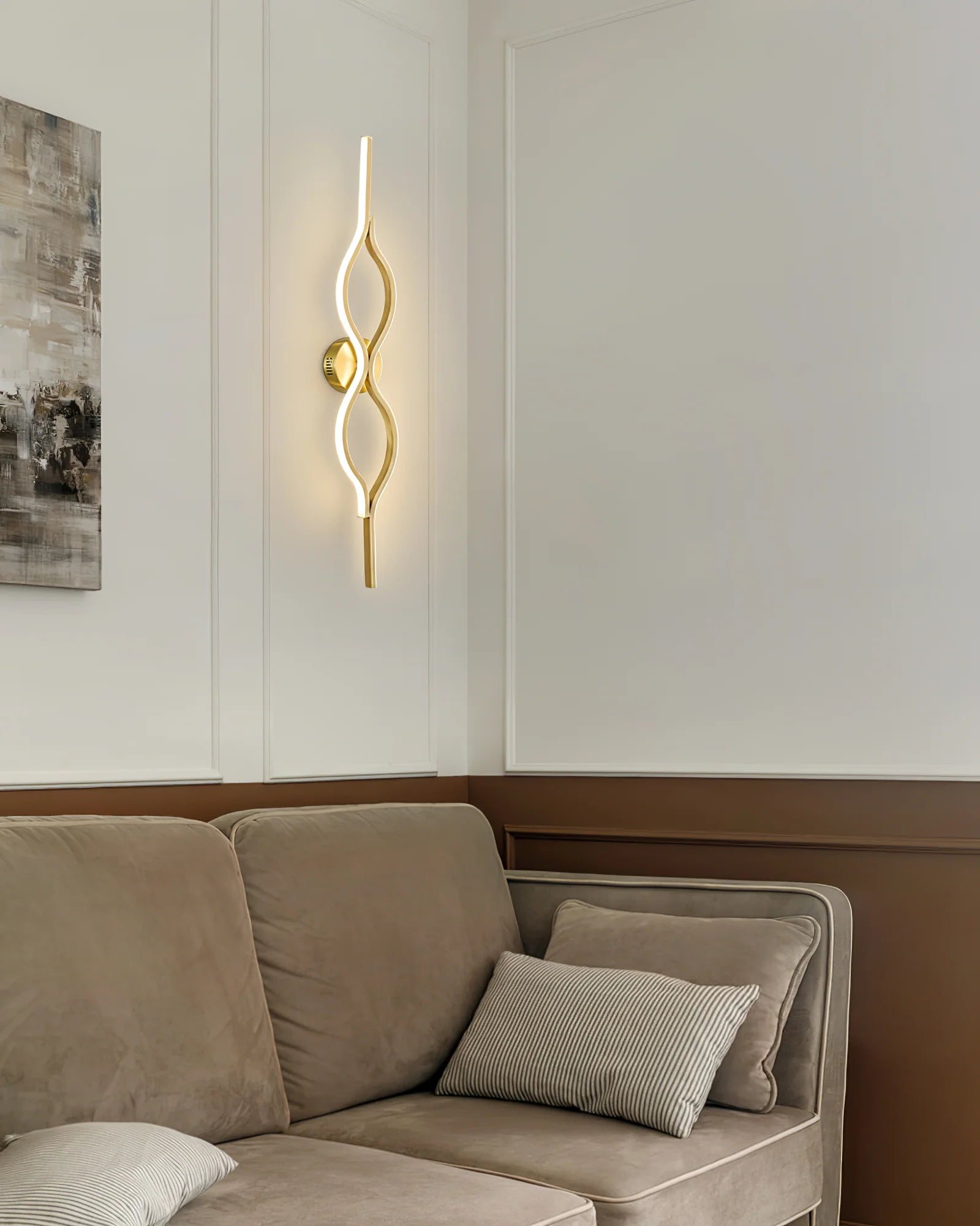 Long_Strip_Twisted_Wall_Lamp_6