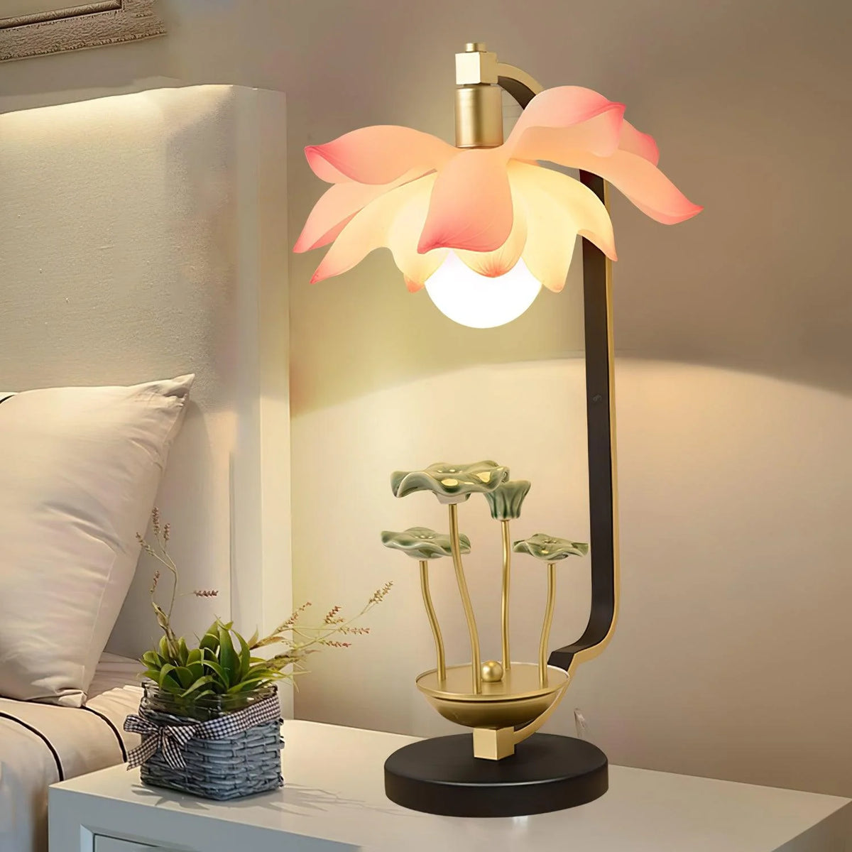 Lotus Chinese Table Lamp 16