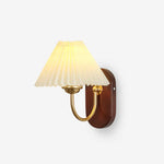 Louise_Wall_Lamp_1