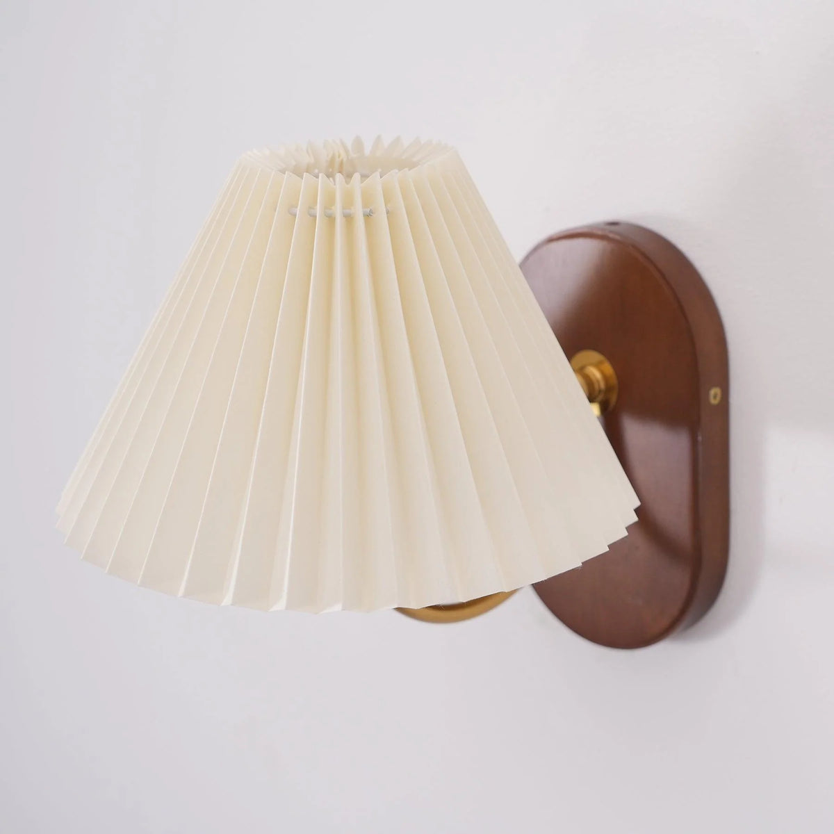 Louise_Wall_Lamp_11