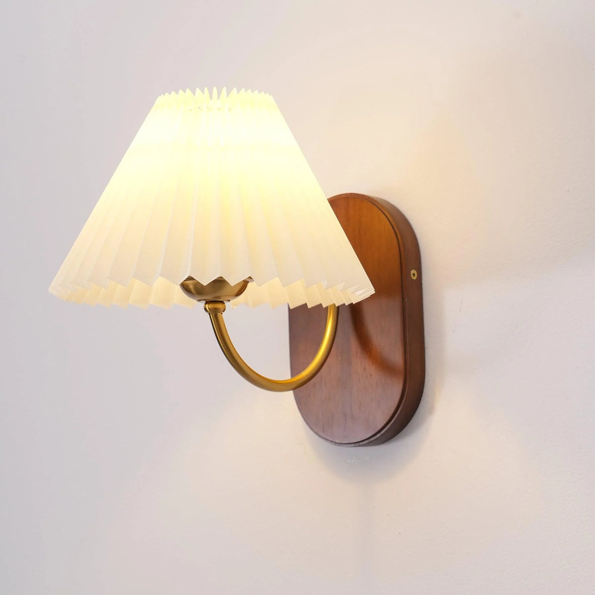 Louise_Wall_Lamp_14