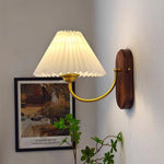 Louise_Wall_Lamp_21