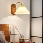 Louise_Wall_Lamp_3