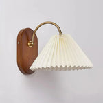 Louise_Wall_Lamp_6