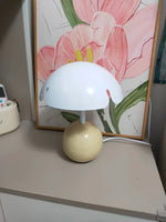 Lucky_Grass_Table_Lamp_5