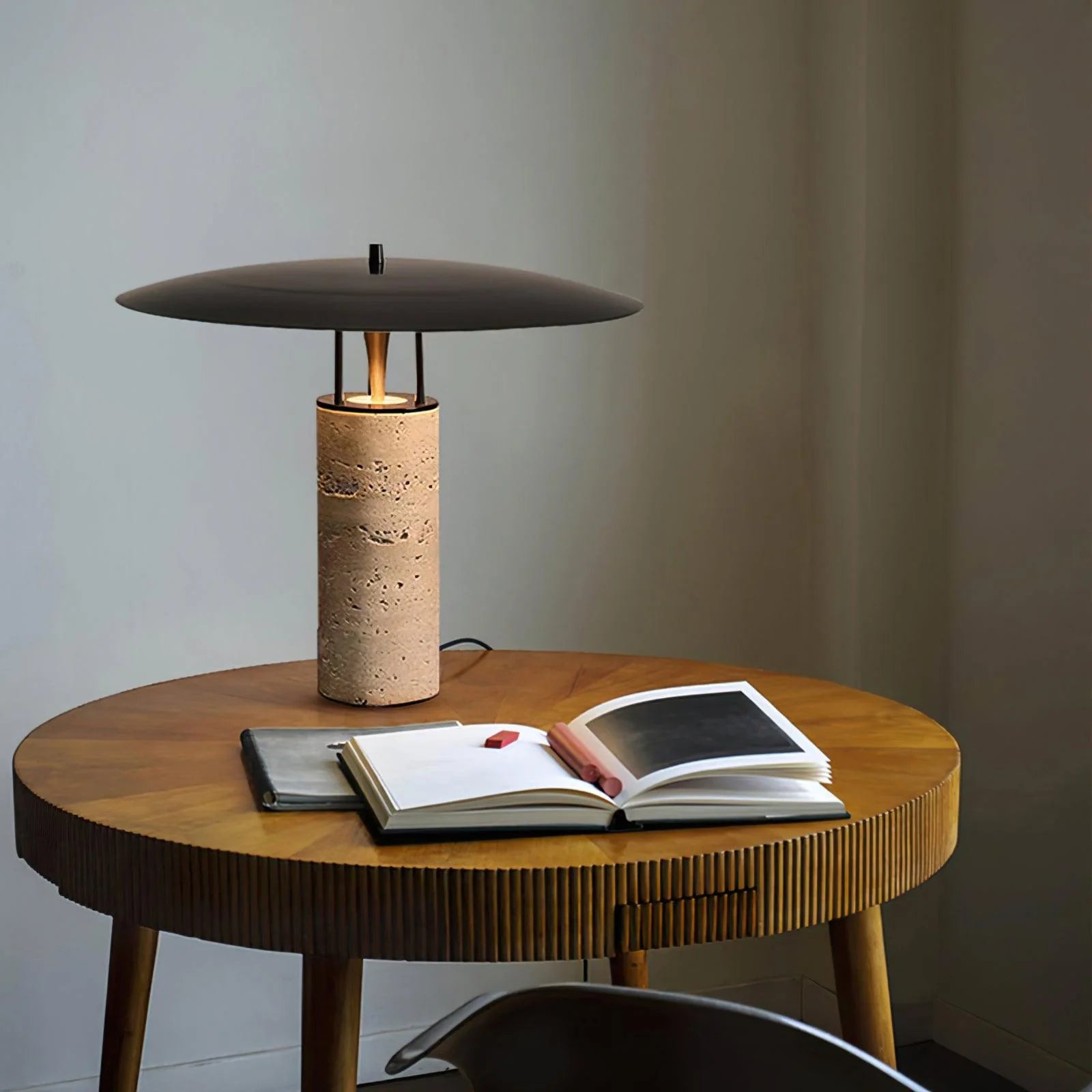 Luna_Table_Lamp_9