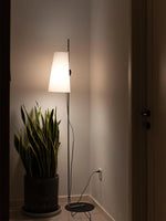 Lupe Floor Lamp 12