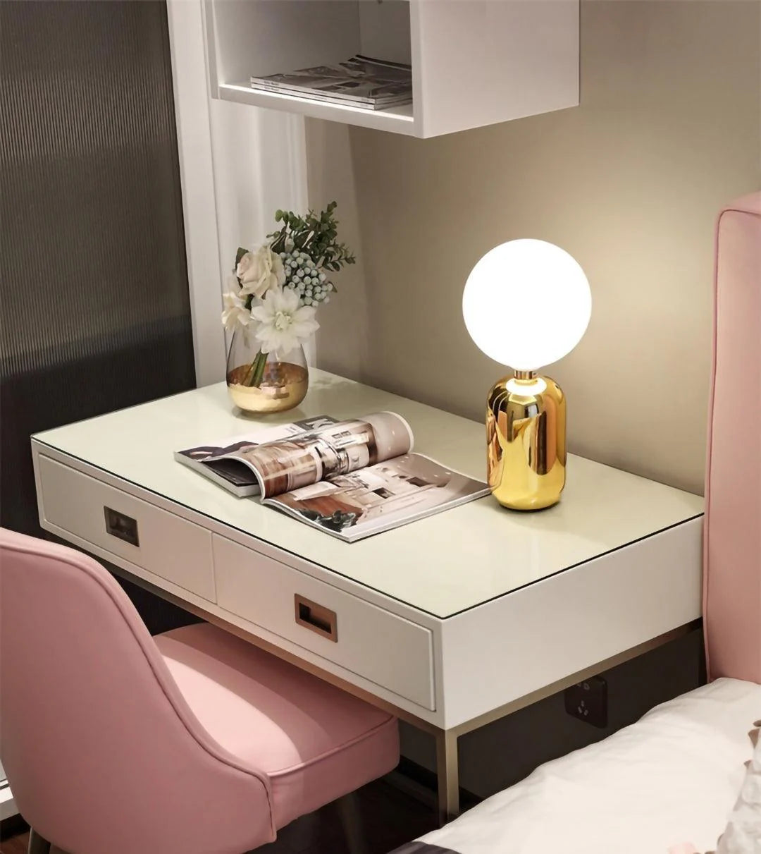 Luxurious Design Bedside Table Lamp 30