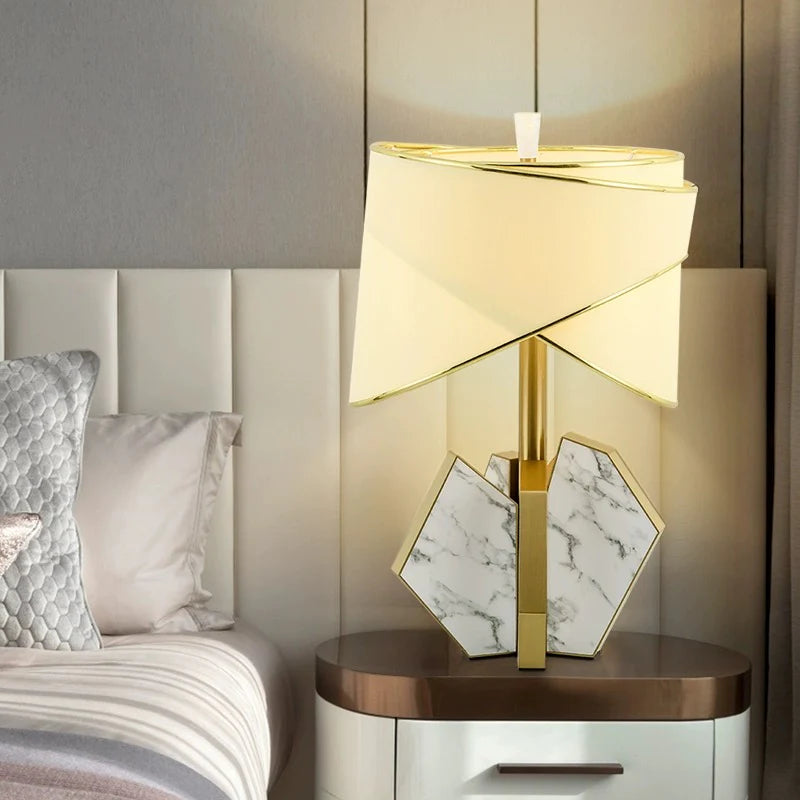 Luxury_Geometric_Table_Lamp_7