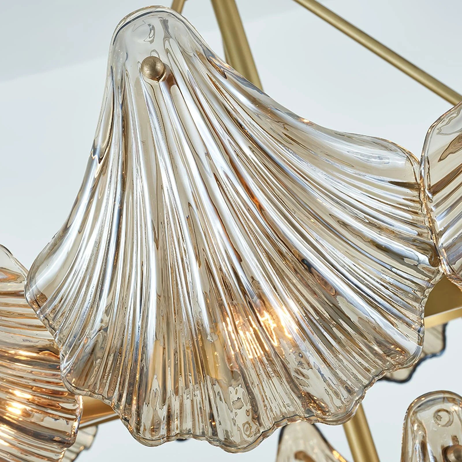 Luxury Shell Glass Chandelier 1