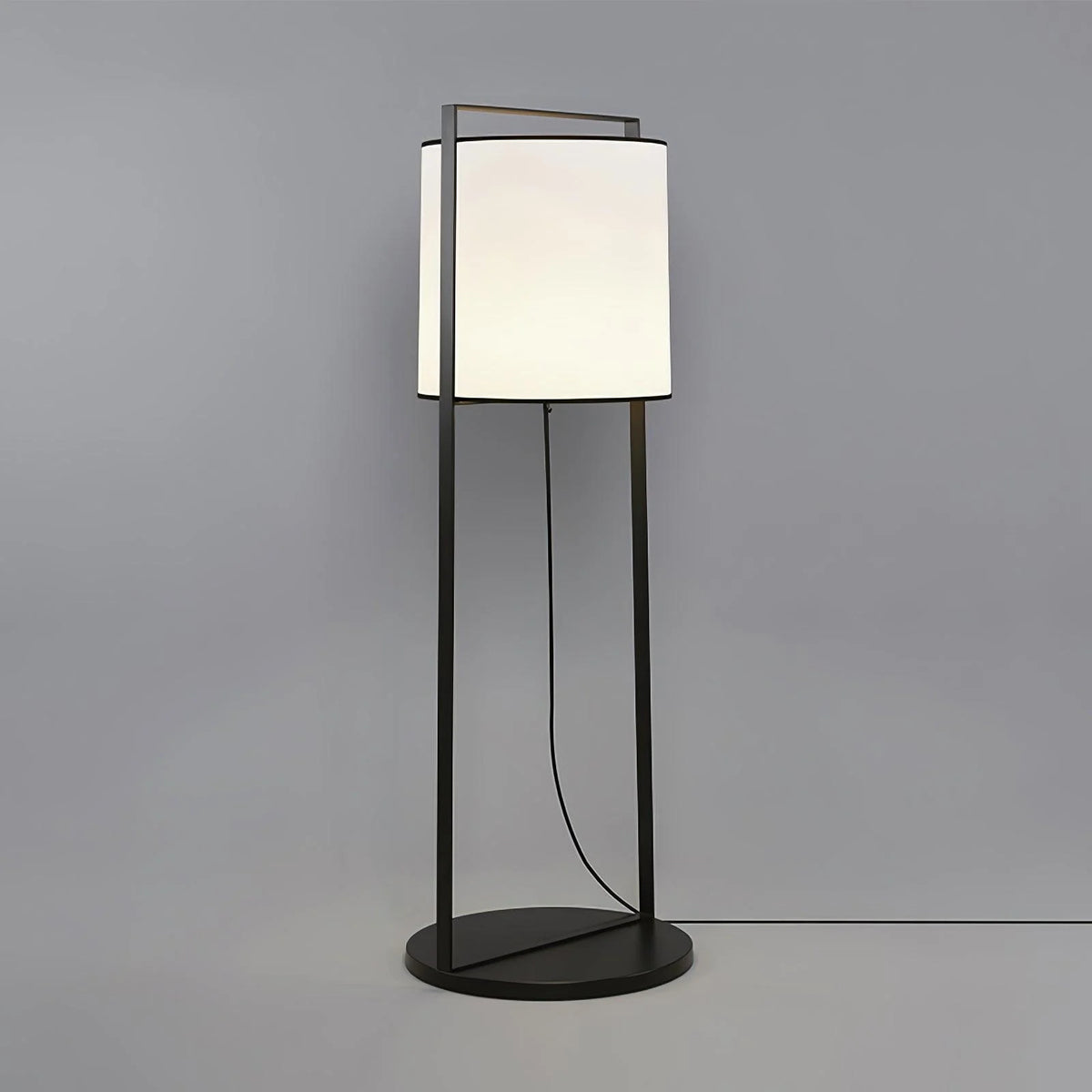 Macao_551_64_Floor_Lamp_5