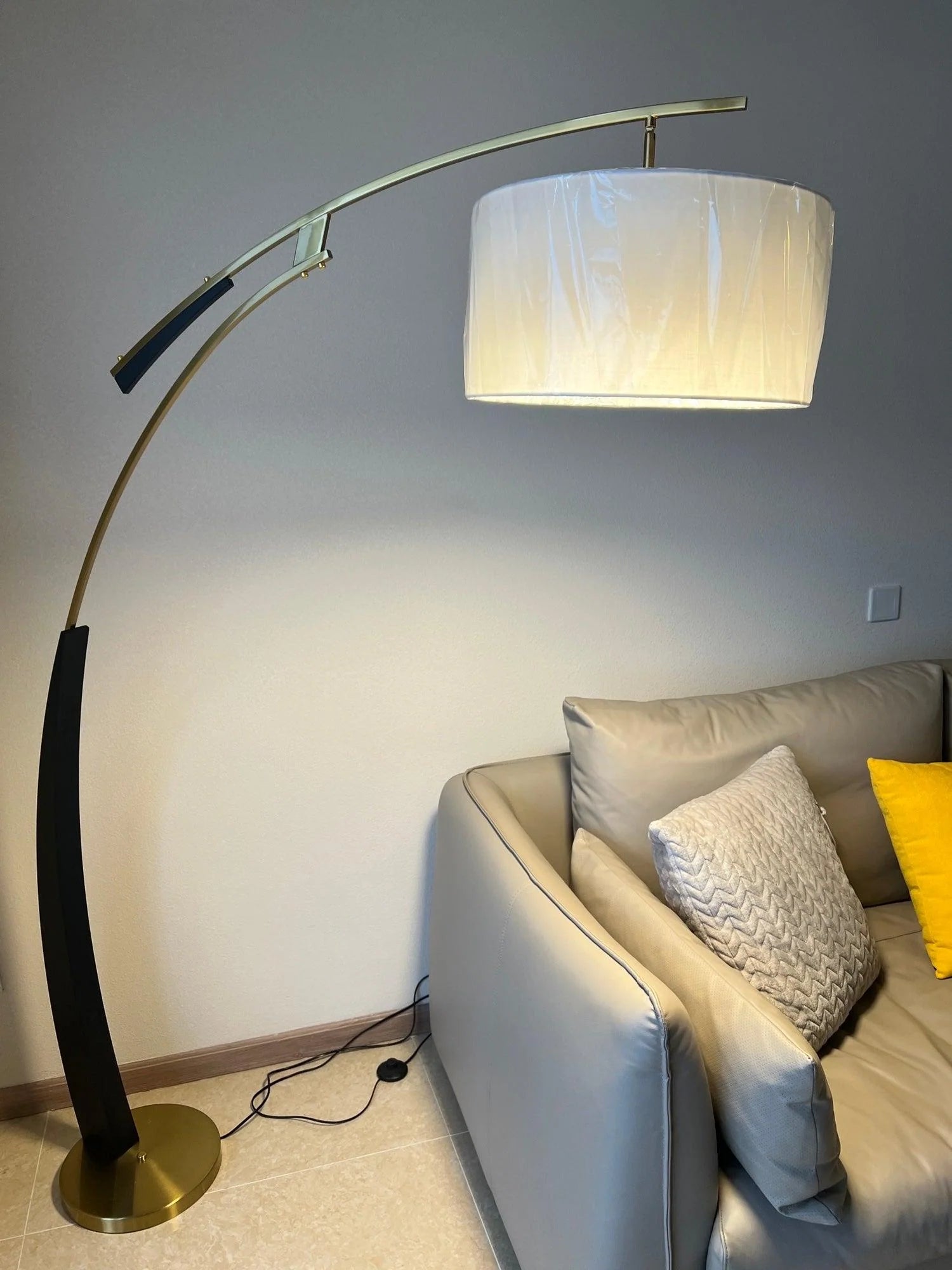 Matterhorn_Arc_Floor_Lamp_15