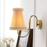 Mcveigh_Wall_Lamp_2