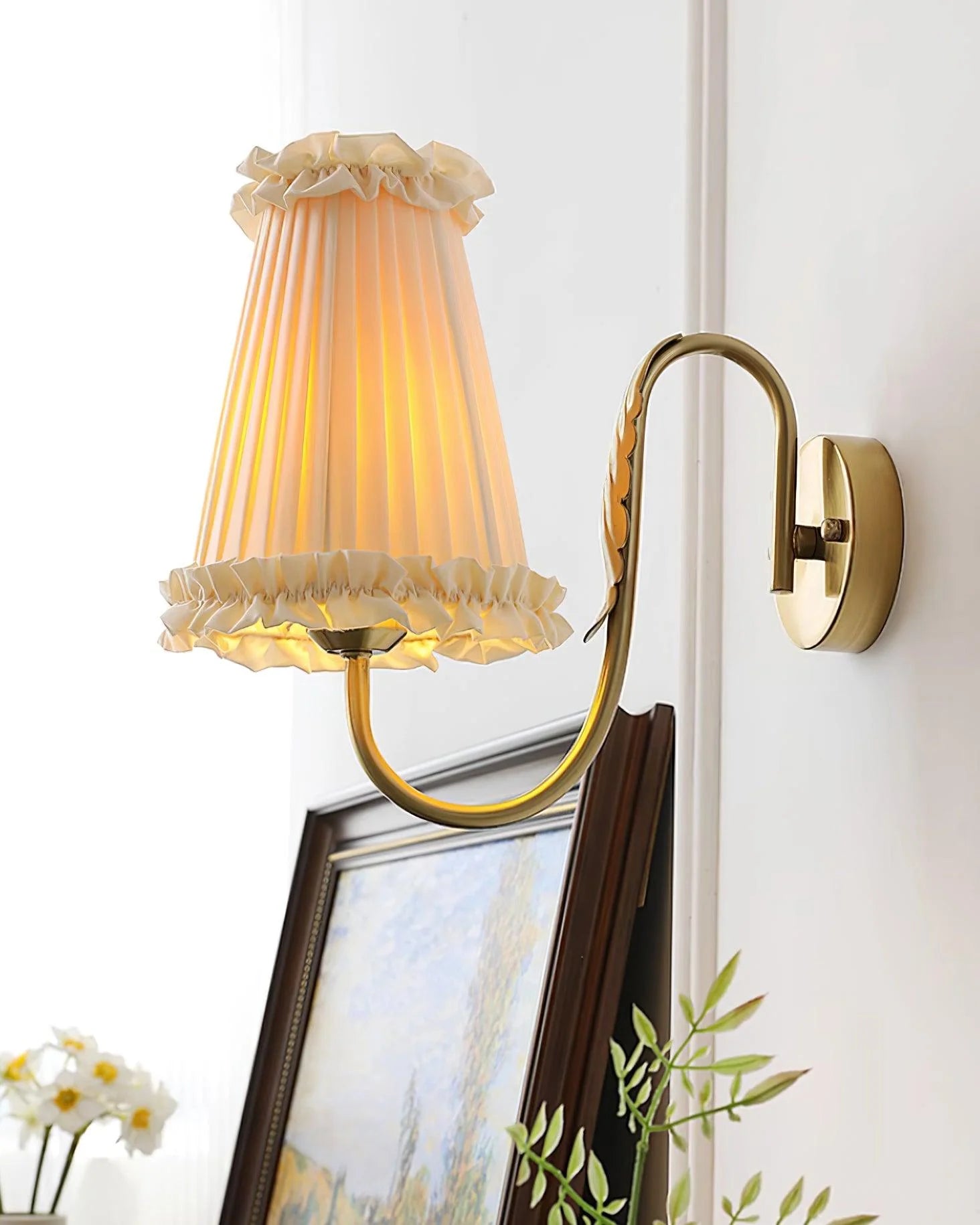 Mcveigh_Wall_Lamp_6