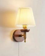 Method_Blixen_Wall_Lamp_10