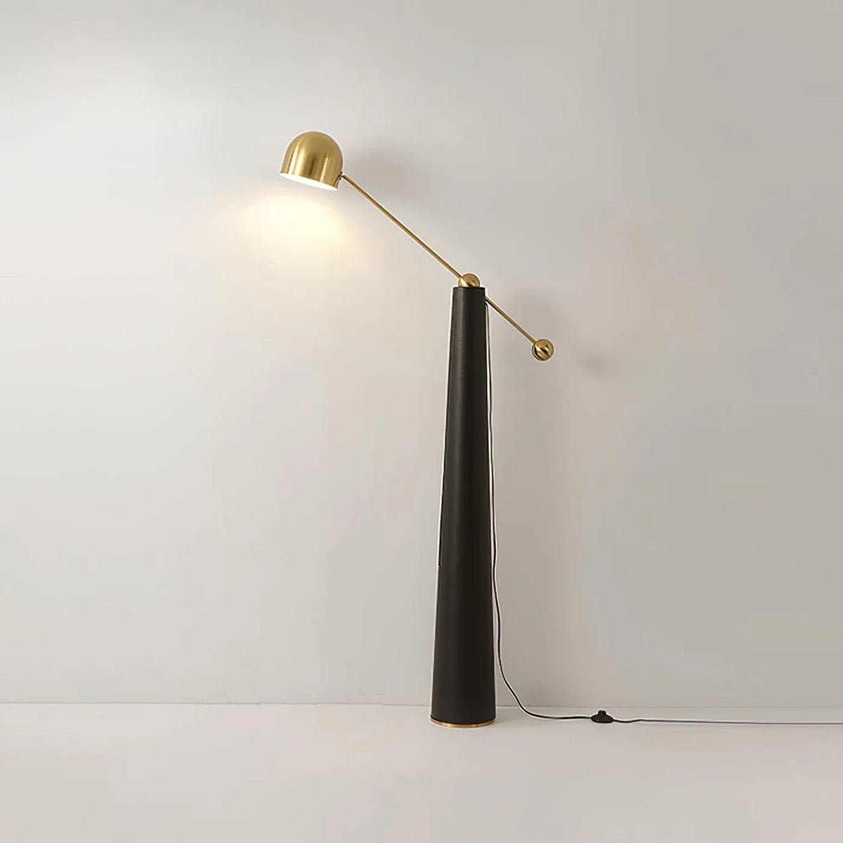 Metronome_Floor_Lamp_4