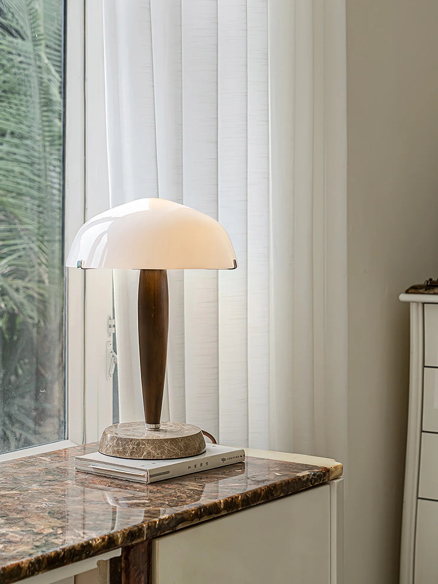 Milky Glass Table Lamp 20