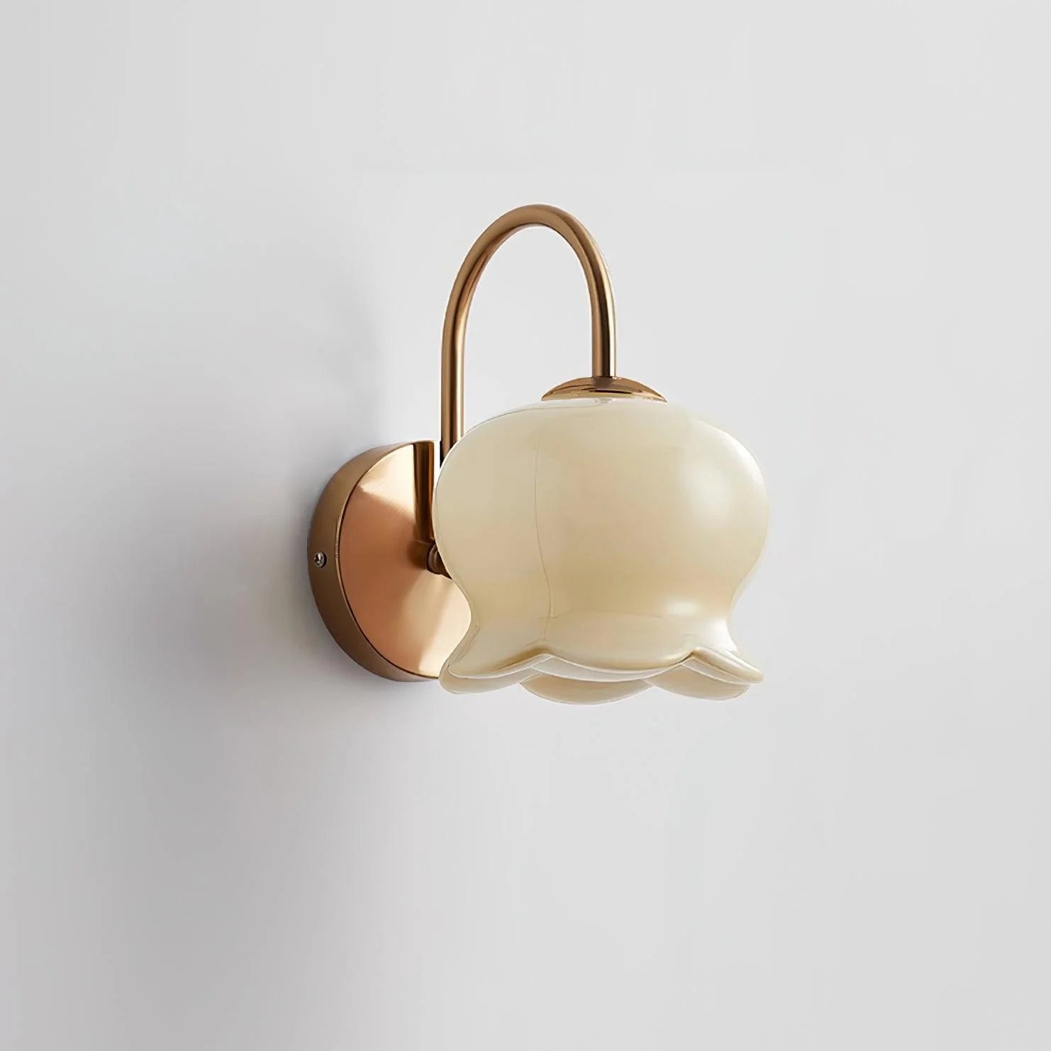 Millie_Bells_Wall_Lamp_9