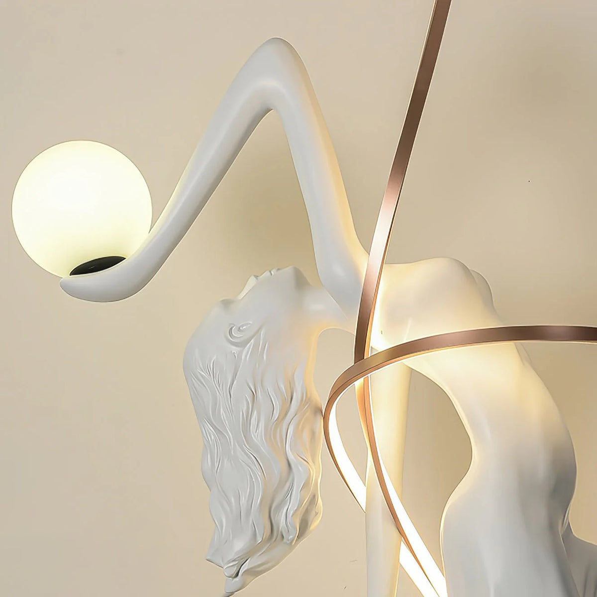 Misha_Statue_Floor_Lamp_16