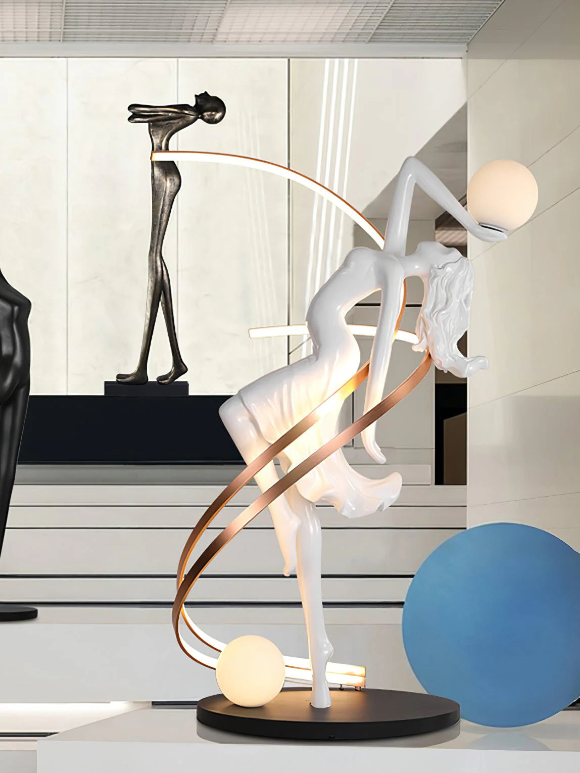 Misha_Statue_Floor_Lamp_21