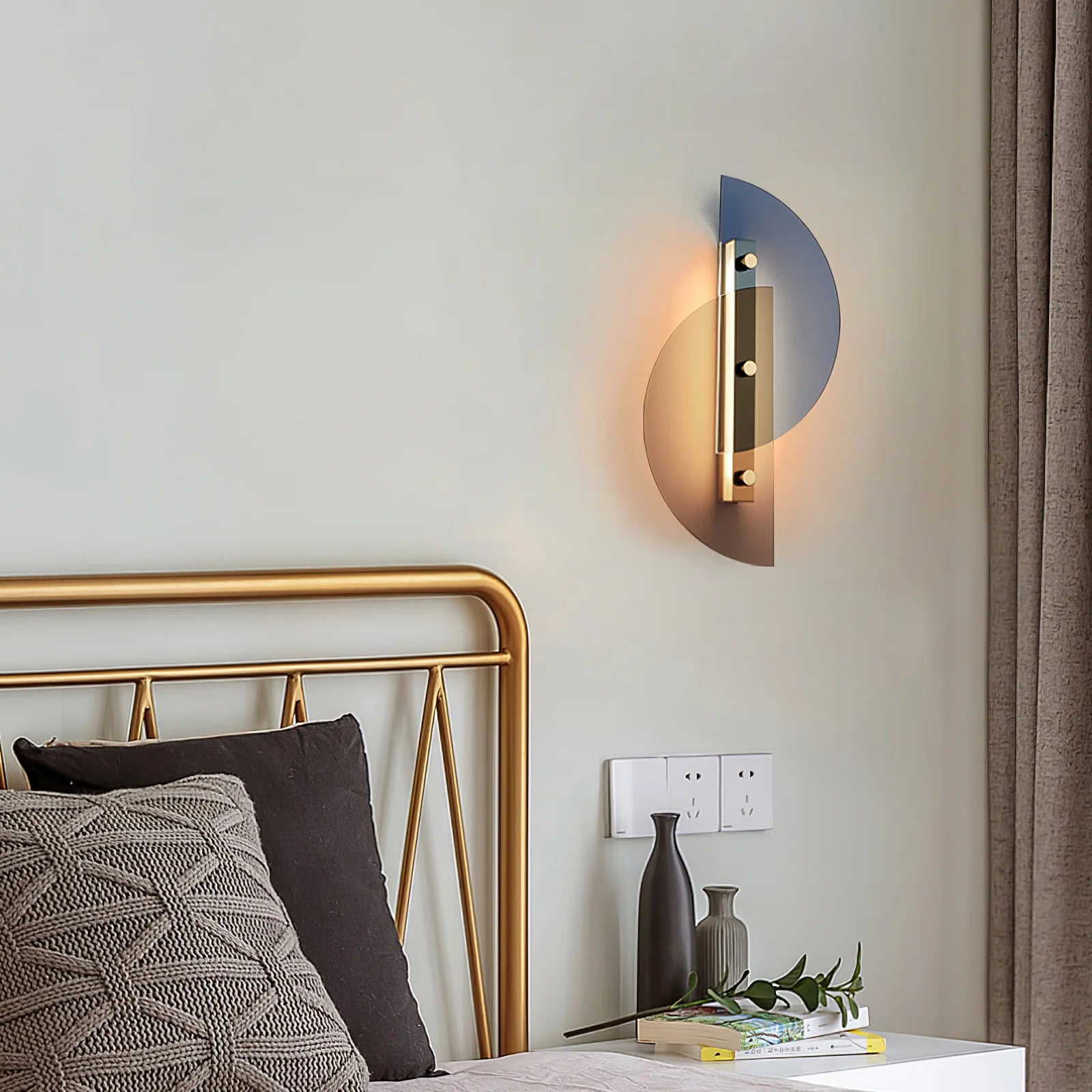 Mode_Semicircular_Wall_Lamp_15