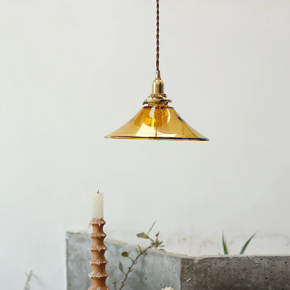 Modern_Amber_Glass_Pendant_Light_2