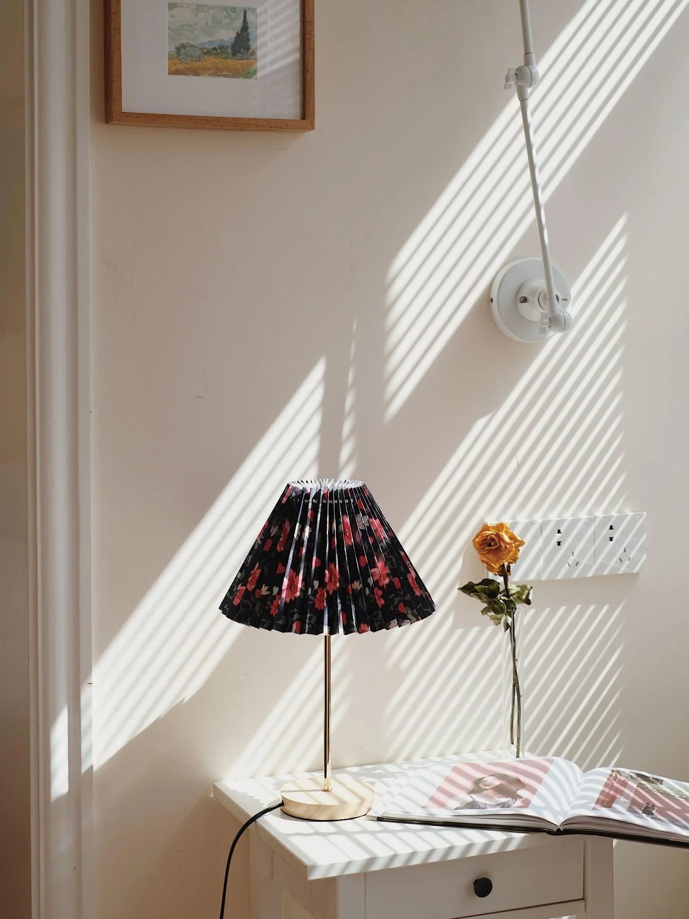 Modern Decorative Table Lamp 14