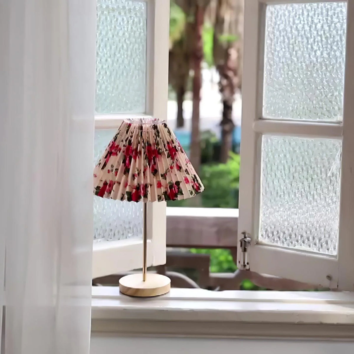 Modern Decorative Table Lamp 15
