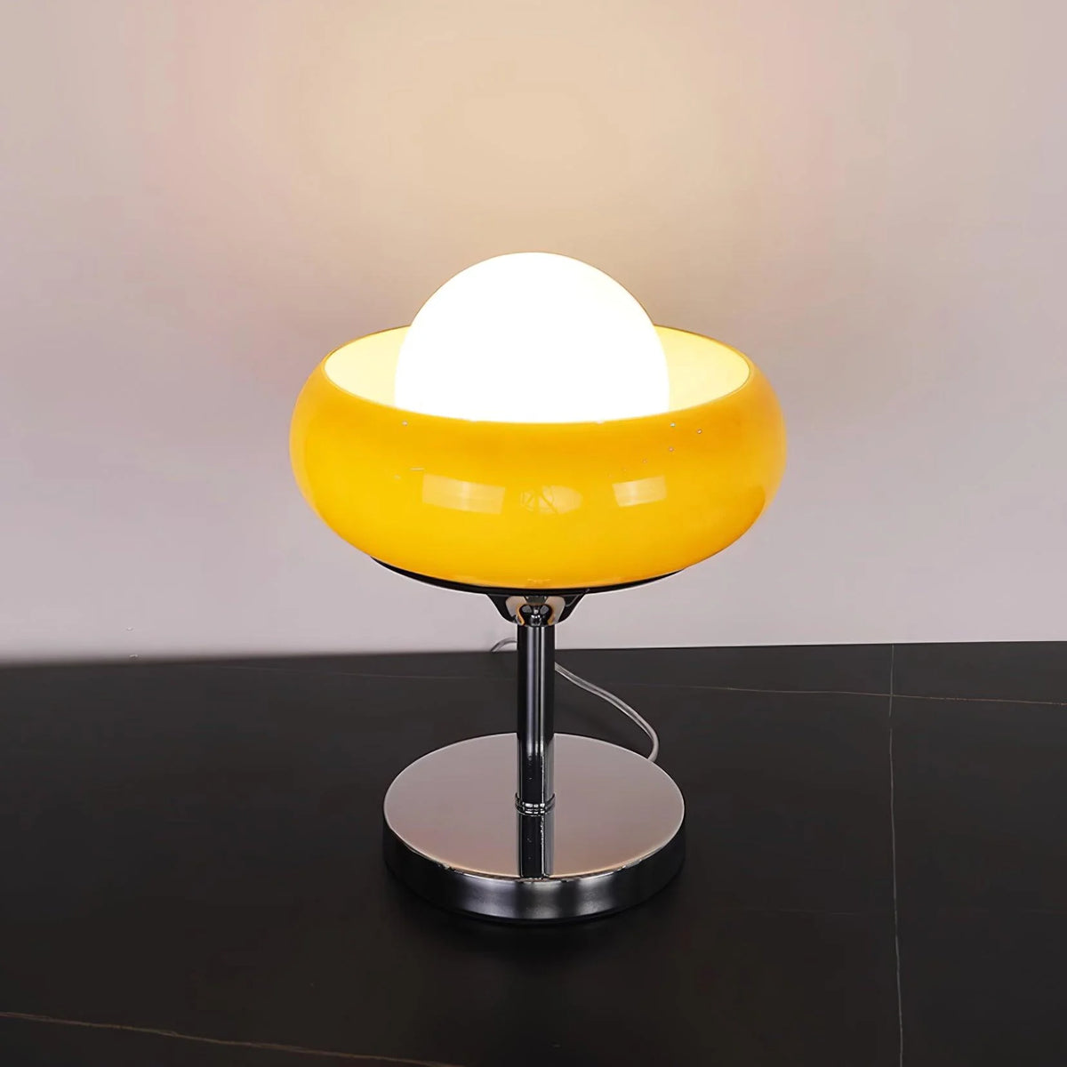 Modern_Egg_Tart_Table_Lamp_22