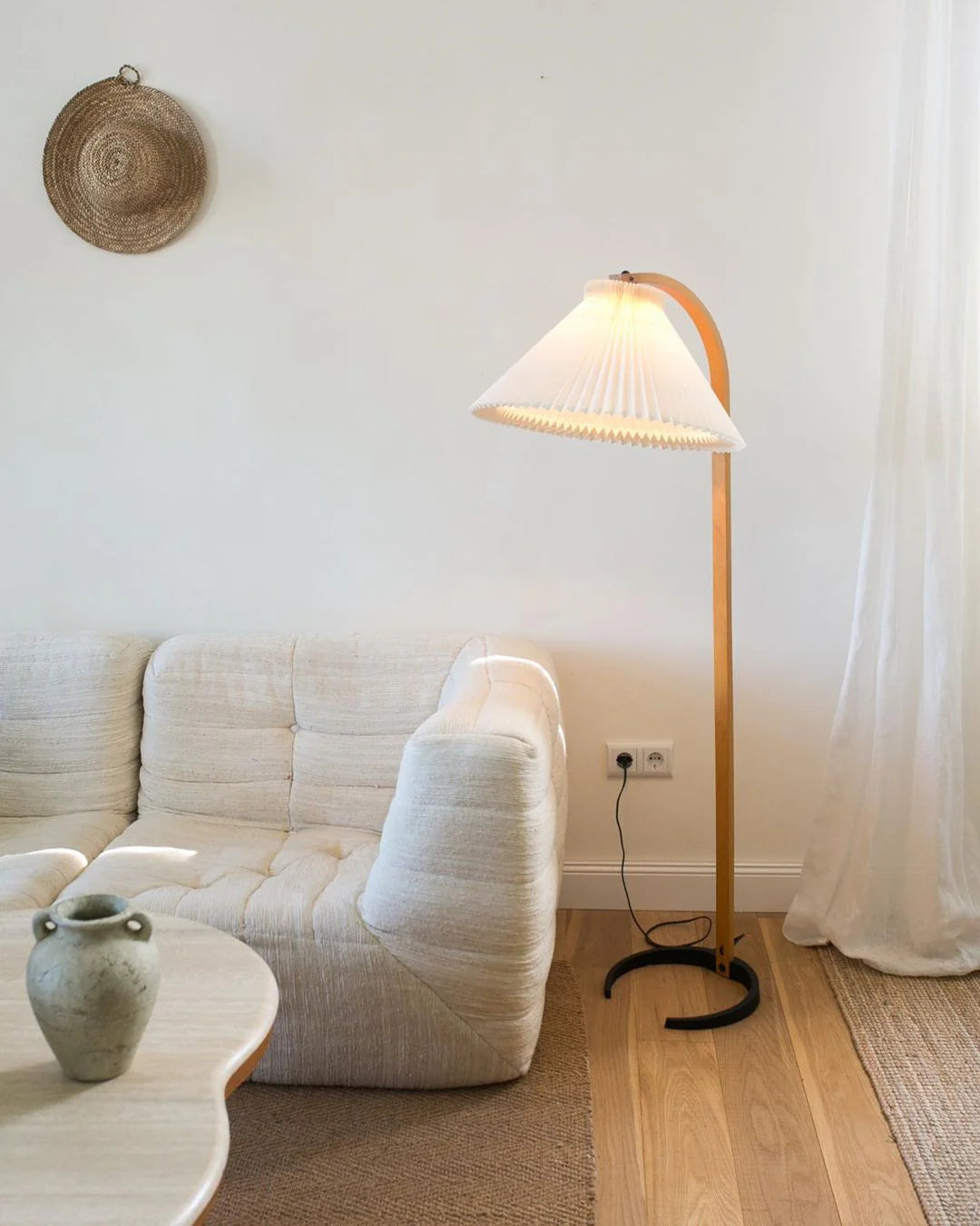 Modern_Floor_Lamp-52