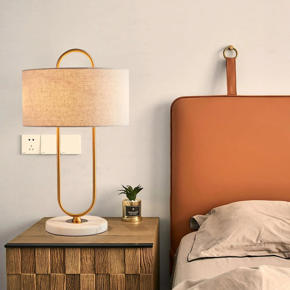 Modern High-Gloss Cloth Table Lamp 11