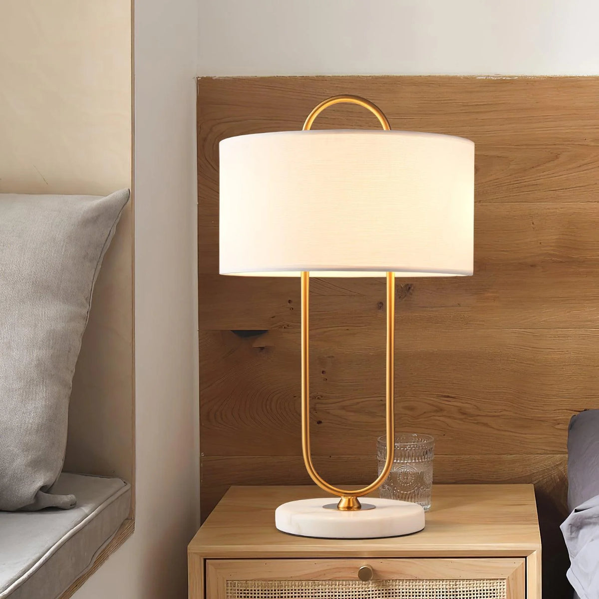 Modern High-Gloss Cloth Table Lamp 13