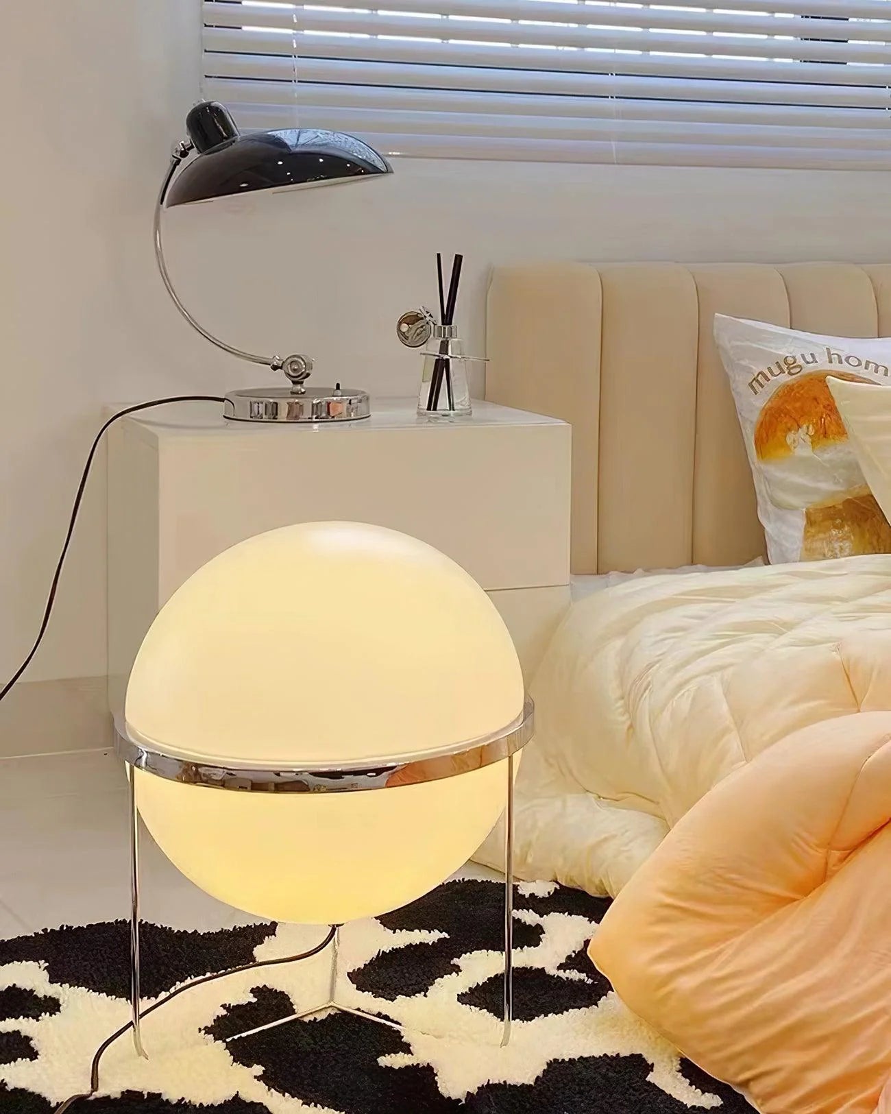 Modern Yellow Round Table Lamp-28