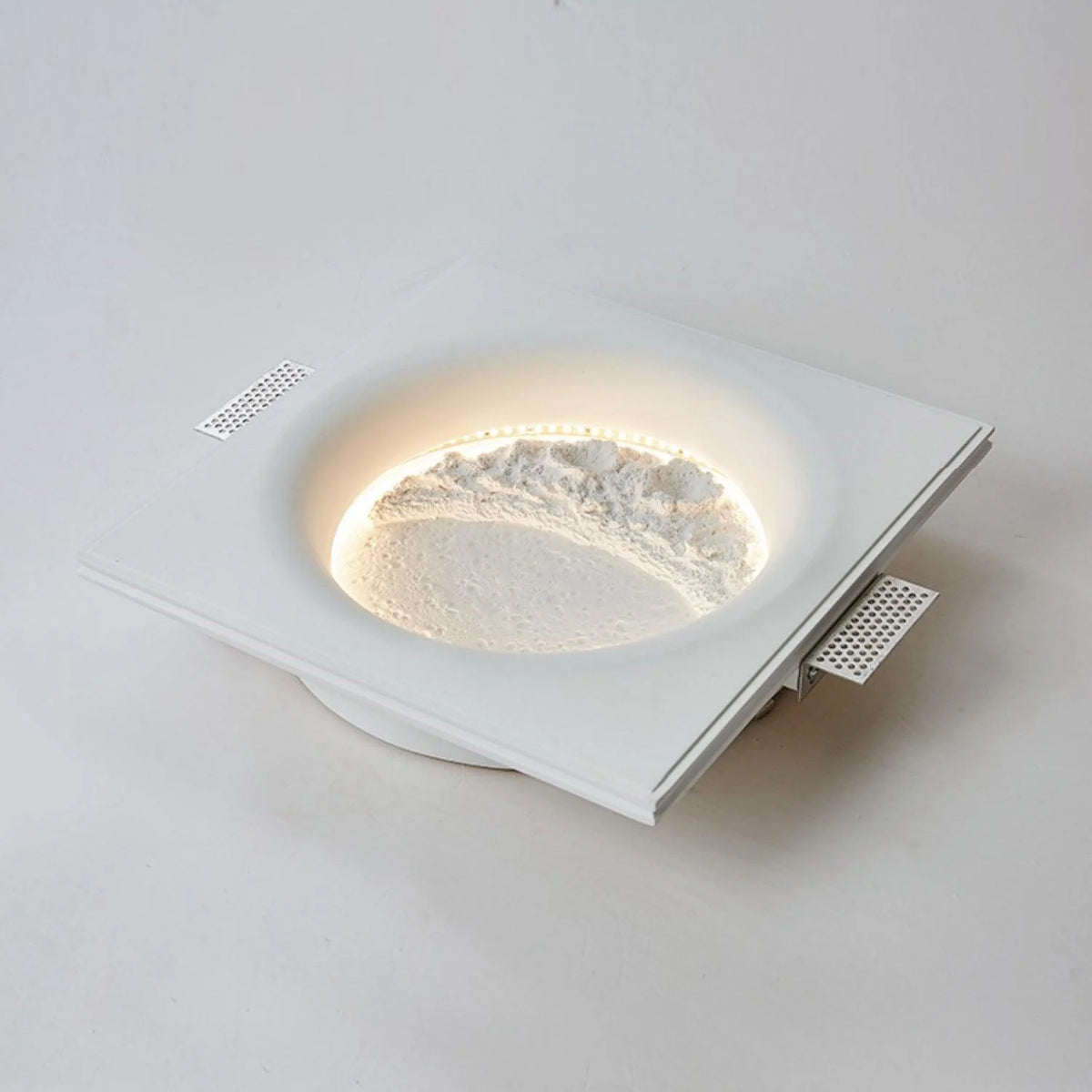 Moon_Plaster_Wall_Lamp_16