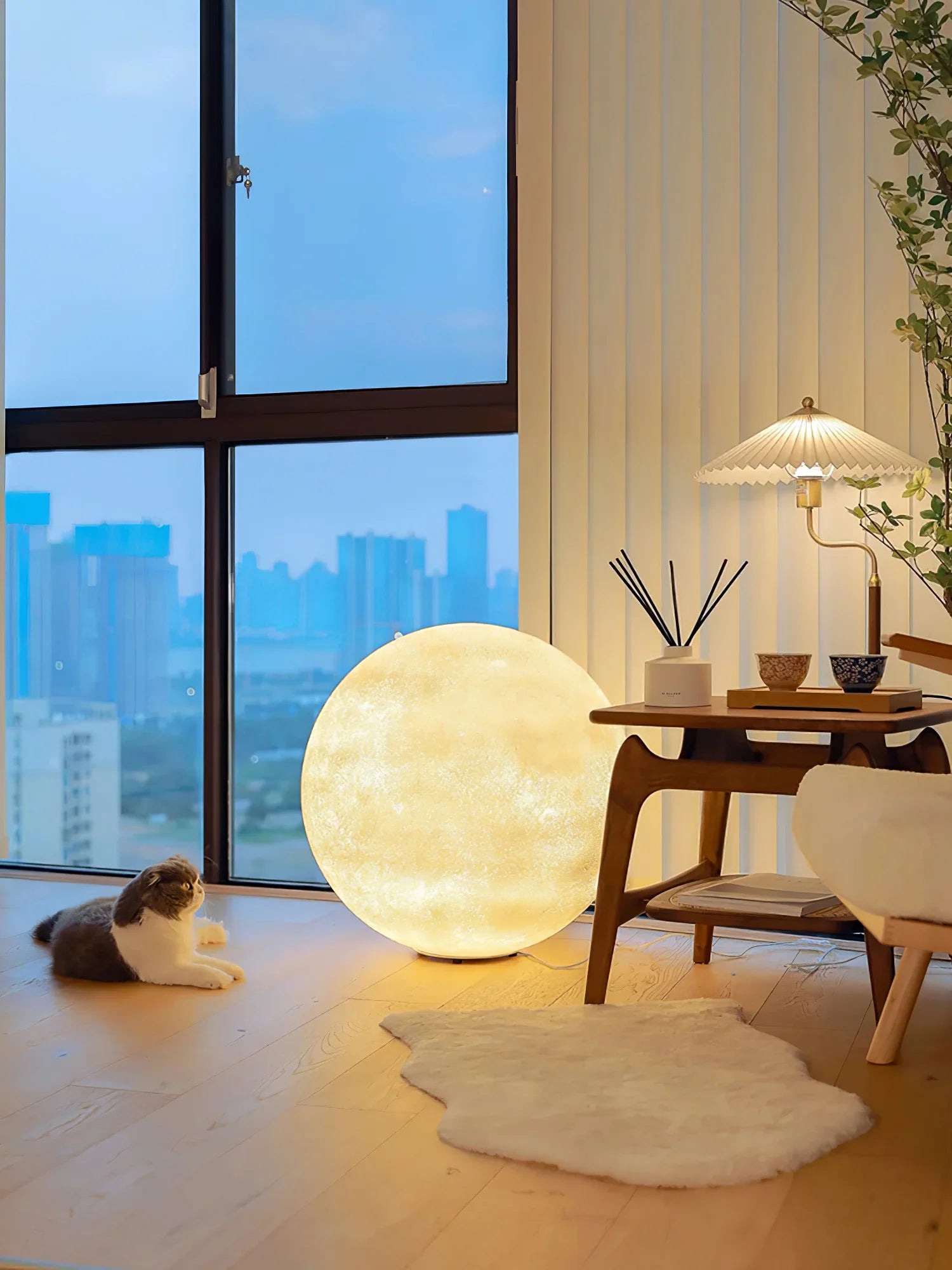 Moon Table Lamp 7