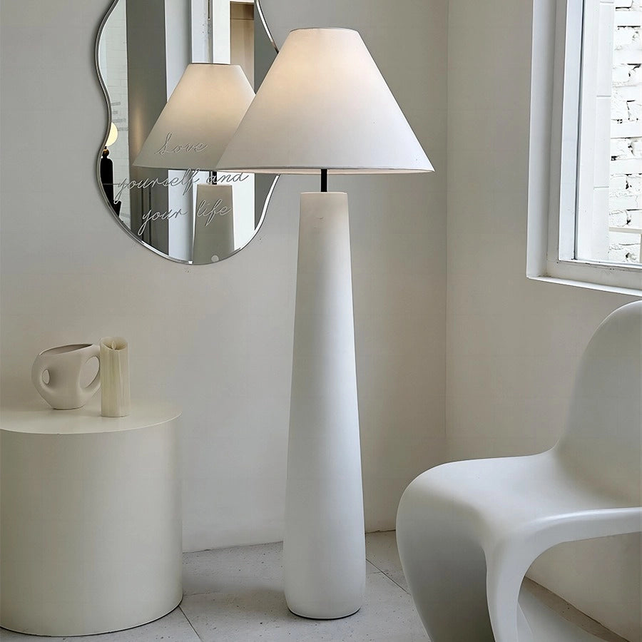 Mushroom Resin Floor Lamp 1