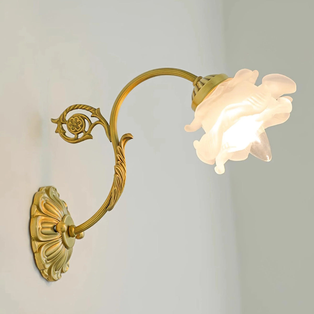 Neiman_Wall_Lamp_7