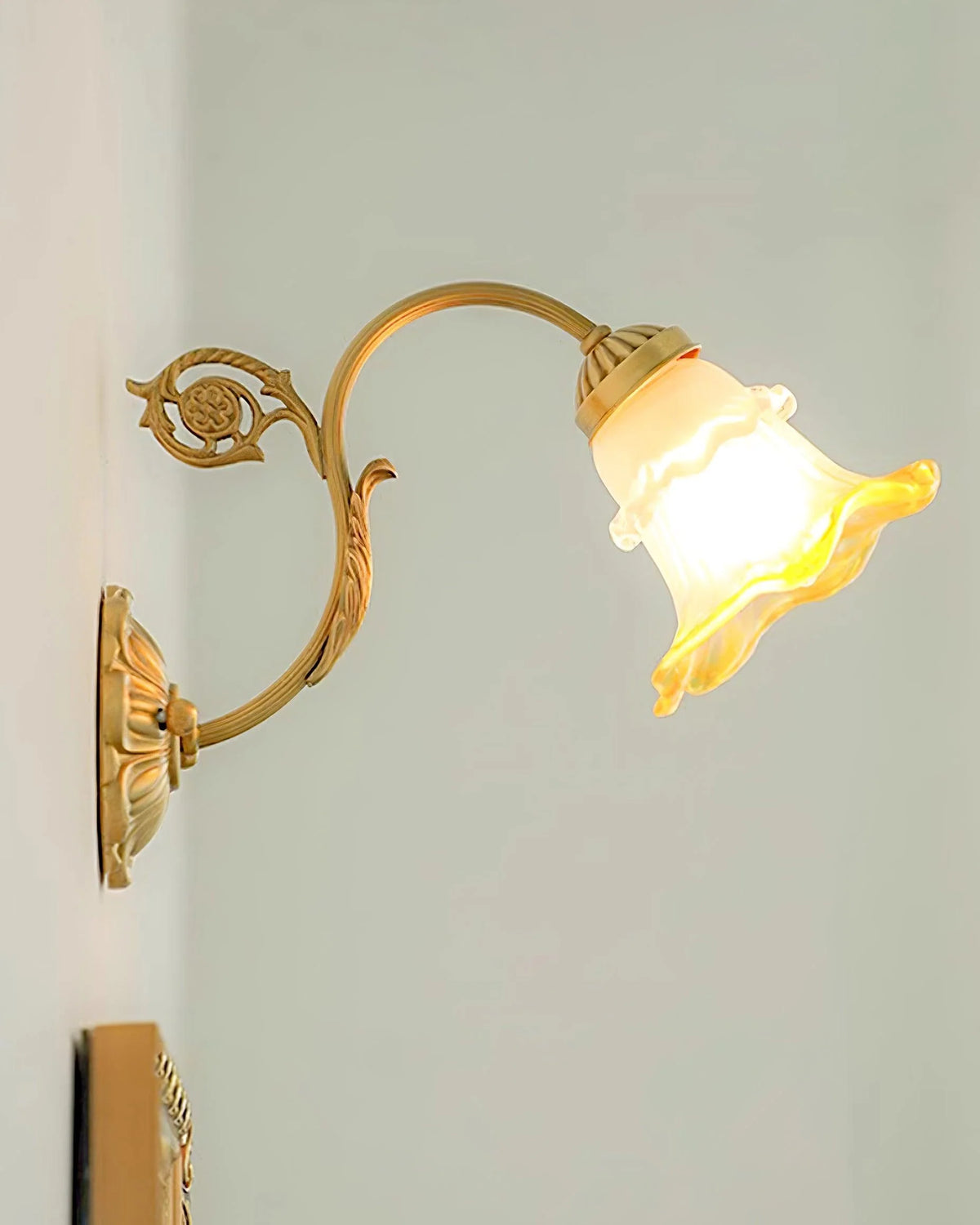 Neiman_Wall_Lamp_8